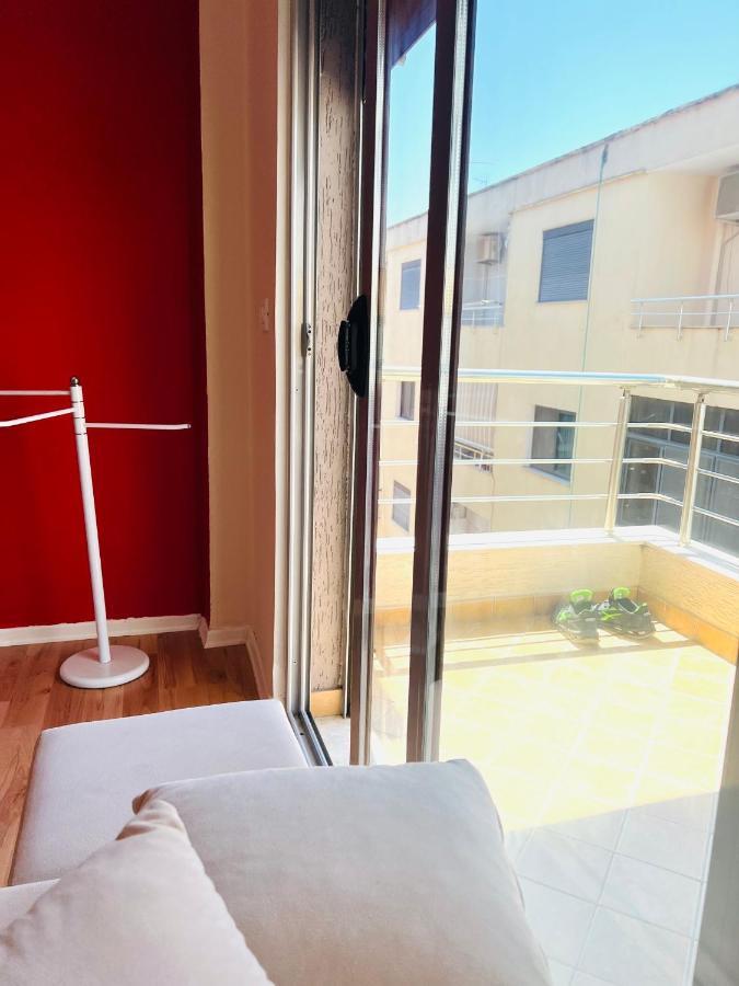 Blue City Apartment Durres Bagian luar foto